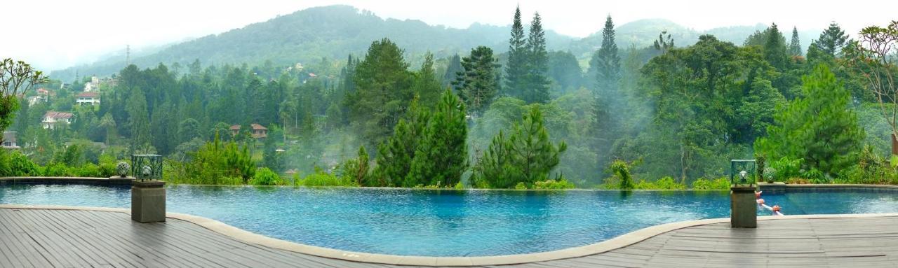 The Grand Hill Resort-Hotel Пунчак Екстер'єр фото